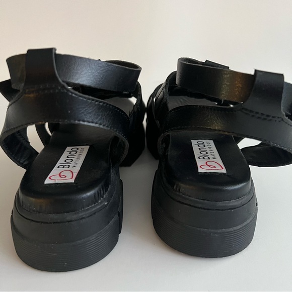 Blondo fisherman sandals, black, size 6 - Picture 6 of 14